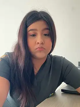 Snapshot of Mia_Sun14 chatting on October 2025 04:17:02 PM Mia Sun14 online show from October 2025 04:17:02 PM