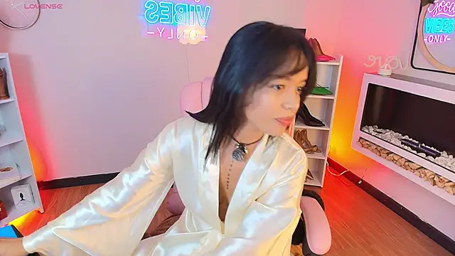 Snapshot of Miss_koko_ chatting on November 2025 07:46:02 PM Miss koko online show from November 2025 07:46:02 PM