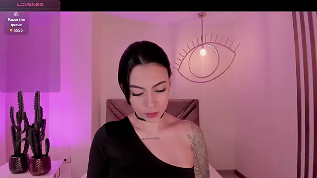 Snapshot of ChristineFord_ chatting on November 2025 12:27:01 PM ChristineFord online show from November 2025 12:27:01 PM