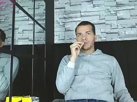 Snapshot of pether_hairy chatting on November 2025 02:59:01 AM pether hairy online show from November 2025 02:59:01 AM