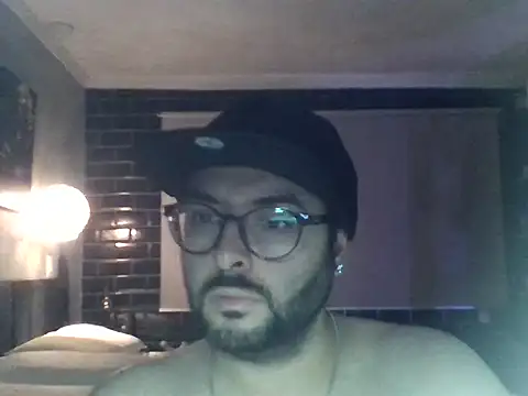 Snapshot of RickdeSP chatting on November 2025 07:19:02 PM RickdeSP online show from November 2025 07:19:02 PM