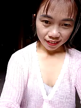 Snapshot of omai-ngot chatting on October 2025 01:50:02 AM omai-ngot online show from October 2025 01:50:02 AM