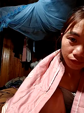 Snapshot of omai-ngot chatting on November 2025 04:19:01 PM omai-ngot online show from November 2025 04:19:01 PM