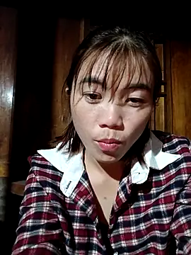 Snapshot of omai-ngot chatting on November 2025 10:36:01 AM omai-ngot online show from November 2025 10:36:01 AM