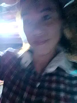 Snapshot of omai-ngot chatting on November 2025 01:10:01 PM omai-ngot online show from November 2025 01:10:01 PM