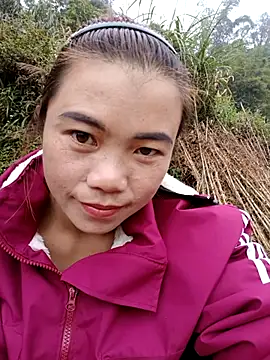 Snapshot of omai-ngot chatting on December 2025 02:21:01 AM omai-ngot online show from December 2025 02:21:01 AM