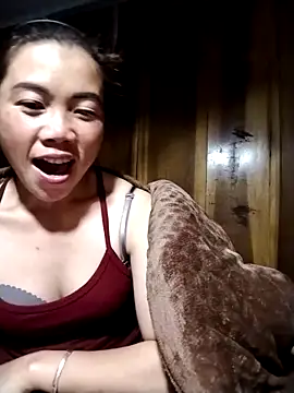 Snapshot of omai-ngot chatting on December 2025 10:48:02 PM omai-ngot online show from December 2025 10:48:02 PM