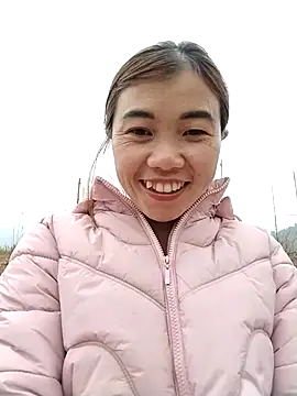 Snapshot of omai-ngot chatting on December 2025 01:32:02 AM omai-ngot online show from December 2025 01:32:02 AM