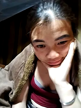 Snapshot of omai-ngot chatting on December 2025 01:37:02 PM omai-ngot online show from December 2025 01:37:02 PM