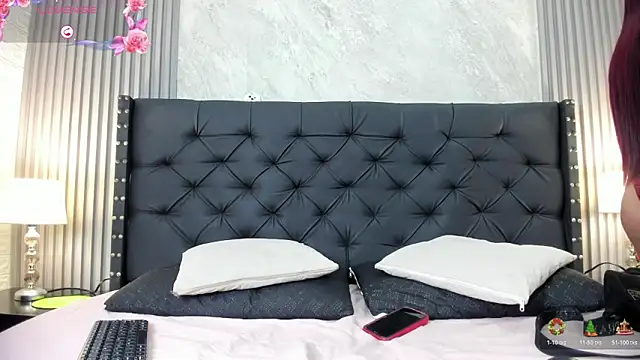 Snapshot of camila__bouzas chatting on November 2025 06:55:02 PM camila bouzas online show from November 2025 06:55:02 PM