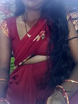 Snapshot of Hot_Lilly02 chatting on November 2025 05:43:02 AM Hot Lilly02 online show from November 2025 05:43:02 AM