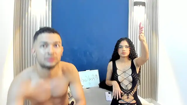 Snapshot of ParisAndMathias chatting on October 2025 03:25:01 AM ParisAndMathias online show from October 2025 03:25:01 AM