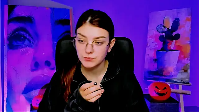 Snapshot of AnaSteisher chatting on October 2025 01:25:01 PM AnaSteisher online show from October 2025 01:25:01 PM