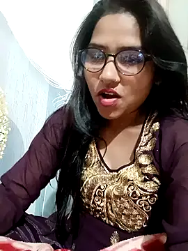 Snapshot of Vanshika1432 chatting on November 2025 05:01:02 PM Vanshika1432 online show from November 2025 05:01:02 PM