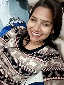 Snapshot of Vanshika1432 chatting on November 2025 07:13:02 PM Vanshika1432 online show from November 2025 07:13:02 PM