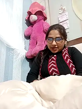 Snapshot of Vanshika1432 chatting on November 2025 02:50:01 AM Vanshika1432 online show from November 2025 02:50:01 AM