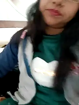 Snapshot of Vanshika1432 chatting on December 2025 08:12:01 AM Vanshika1432 online show from December 2025 08:12:01 AM