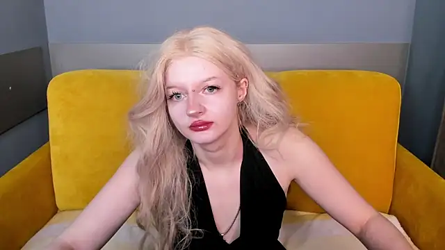 Snapshot of AlessaKiss chatting on October 2025 01:50:01 AM AlessaKiss online show from October 2025 01:50:01 AM