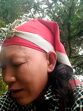 nui-show online show from October 2025 03:41:02 AM