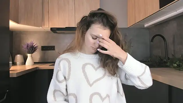 FoxFever online show from December 2025 06:30:02 AM