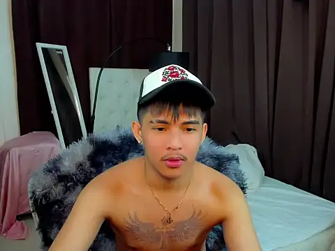 Snapshot of hardwildcock chatting on October 2025 04:40:02 PM hardwildcock online show from October 2025 04:40:02 PM