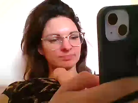 Snapshot of kinkysarahx chatting on November 2025 11:54:01 AM kinkysarahx online show from November 2025 11:54:01 AM