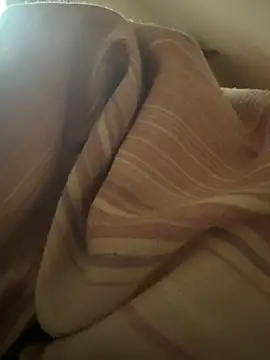 Snapshot of kinkysarahx chatting on November 2025 08:17:02 AM kinkysarahx online show from November 2025 08:17:02 AM