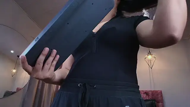 Snapshot of ivy_bonnie chatting on November 2025 12:15:02 PM ivy bonnie online show from November 2025 12:15:02 PM