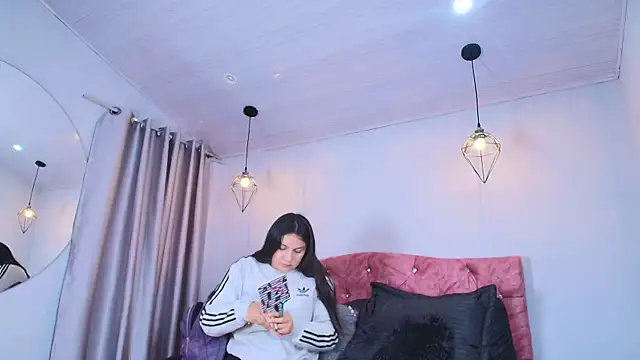 Snapshot of ivy_bonnie chatting on December 2025 12:36:02 PM ivy bonnie online show from December 2025 12:36:02 PM