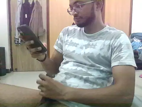 ramsy1982 online show from October 2025 08:37:02 PM