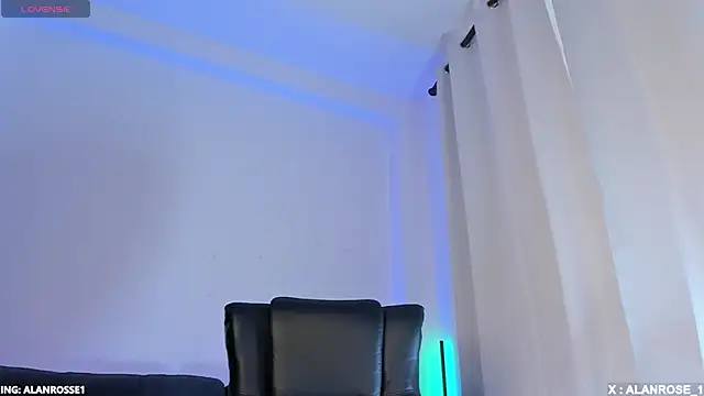 Snapshot of AlanRose01 chatting on October 2025 04:24:02 PM AlanRose01 online show from October 2025 04:24:02 PM