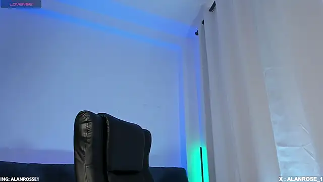 Snapshot of AlanRose01 chatting on October 2025 02:10:01 PM AlanRose01 online show from October 2025 02:10:01 PM