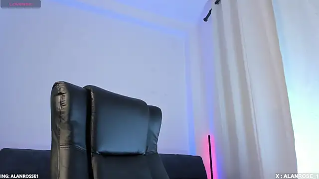 Snapshot of AlanRose01 chatting on November 2025 01:32:01 PM AlanRose01 online show from November 2025 01:32:01 PM