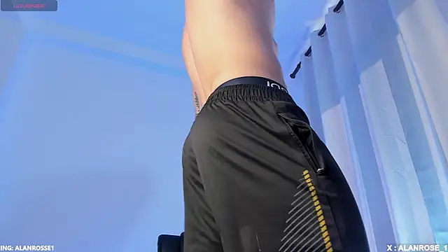 Snapshot of AlanRose01 chatting on December 2025 01:09:01 PM AlanRose01 online show from December 2025 01:09:01 PM