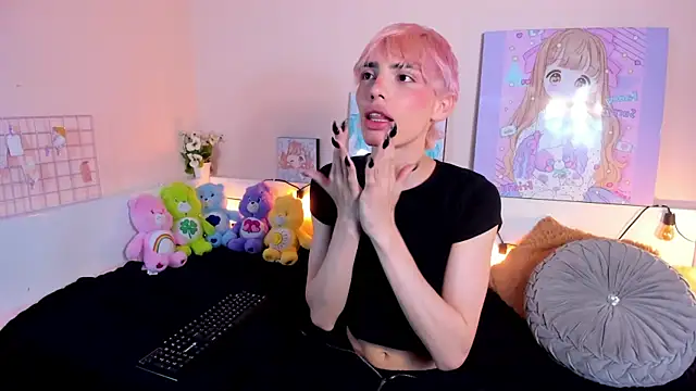 Snapshot of Strawberry_Kitty_ chatting on October 2025 04:02:02 AM Strawberry Kitty online show from October 2025 04:02:02 AM