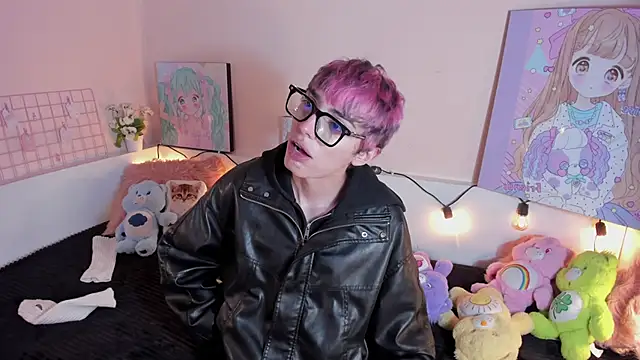 Snapshot of Strawberry_Kitty_ chatting on November 2025 04:11:01 AM Strawberry Kitty online show from November 2025 04:11:01 AM