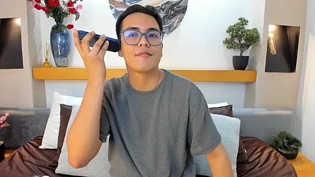 Snapshot of JohnBelRose chatting on November 2025 09:26:02 PM JohnBelRose online show from November 2025 09:26:02 PM