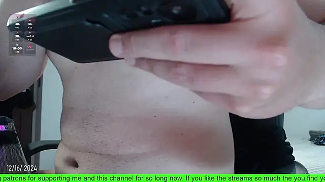 Snapshot of SugaredDigit chatting on December 2024 11:07:02 PM SugaredDigit online show from December 2024 11:07:02 PM