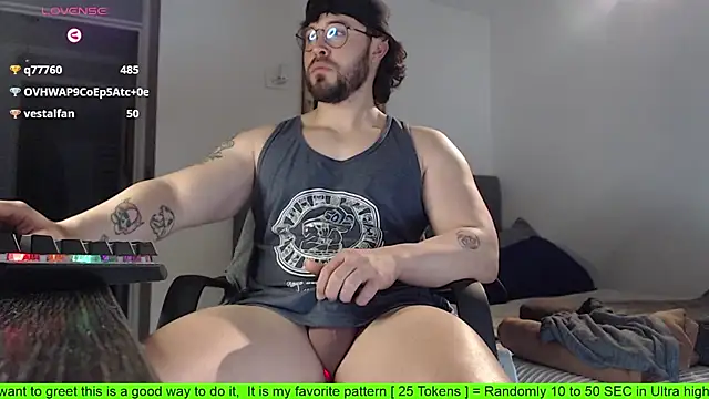 Snapshot of SugaredDigit chatting on October 2025 01:03:01 AM SugaredDigit online show from October 2025 01:03:01 AM