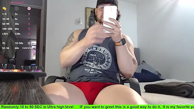 Snapshot of SugaredDigit chatting on October 2025 09:15:01 PM SugaredDigit online show from October 2025 09:15:01 PM