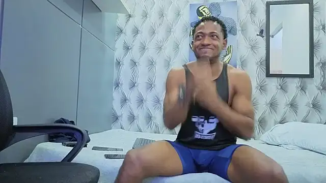 Snapshot of Stevenbrand chatting on November 2025 07:45:02 PM Stevenbrand online show from November 2025 07:45:02 PM