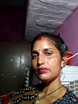 Snapshot of Pooja_shre chatting on November 2025 03:45:02 PM Pooja shre online show from November 2025 03:45:02 PM