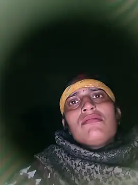 Snapshot of Pooja_shre chatting on December 2025 02:12:02 PM Pooja shre online show from December 2025 02:12:02 PM