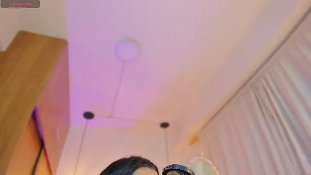 cassieestevens online show from October 2025 04:56:01 AM