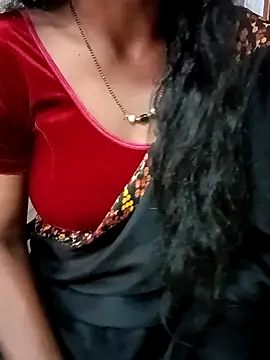 Snapshot of Sravya__ chatting on October 2025 06:30:01 AM Sravya online show from October 2025 06:30:01 AM