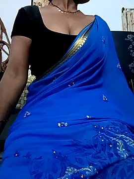 Snapshot of Sravya__ chatting on November 2025 06:58:01 AM Sravya online show from November 2025 06:58:01 AM