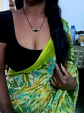 Snapshot of Sravya__ chatting on November 2025 06:57:02 AM Sravya online show from November 2025 06:57:02 AM