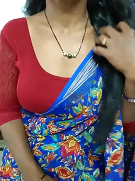 Snapshot of Sravya__ chatting on November 2025 06:02:02 AM Sravya online show from November 2025 06:02:02 AM