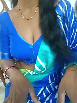 Snapshot of Sravya__ chatting on December 2025 06:50:01 AM Sravya online show from December 2025 06:50:01 AM