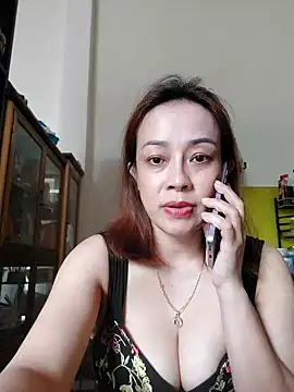 Snapshot of Baby-bigboobs20 chatting on November 2025 03:56:01 AM Baby-bigboobs20 online show from November 2025 03:56:01 AM